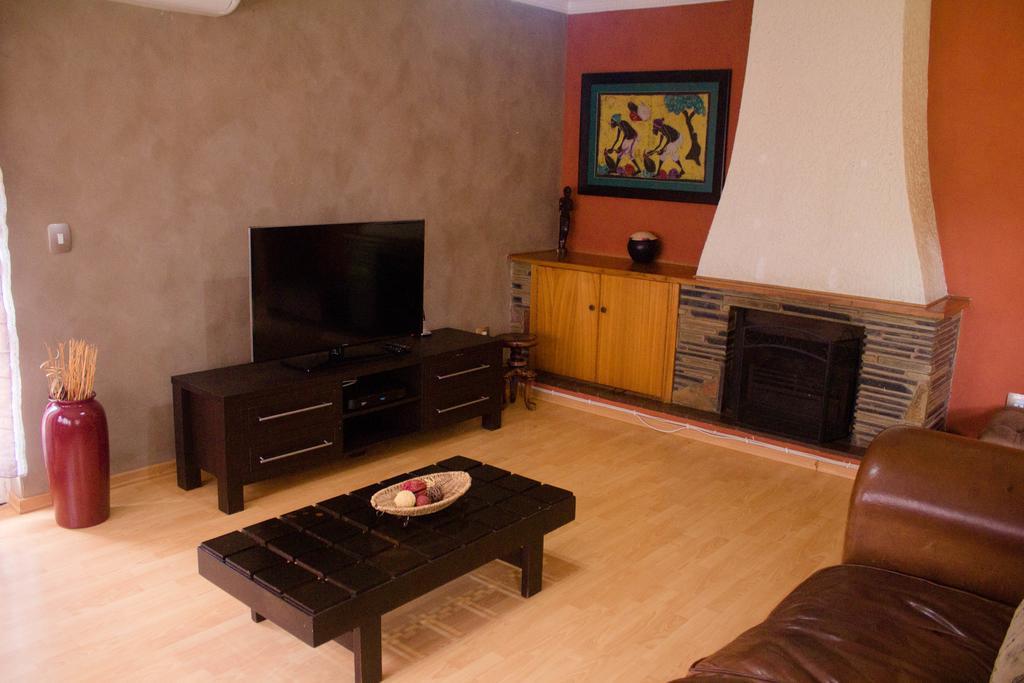 Khuvena Guesthouse Randburg 外观 照片