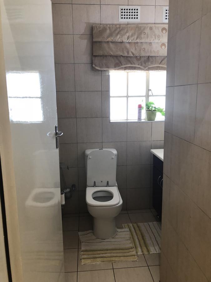 Khuvena Guesthouse Randburg 外观 照片