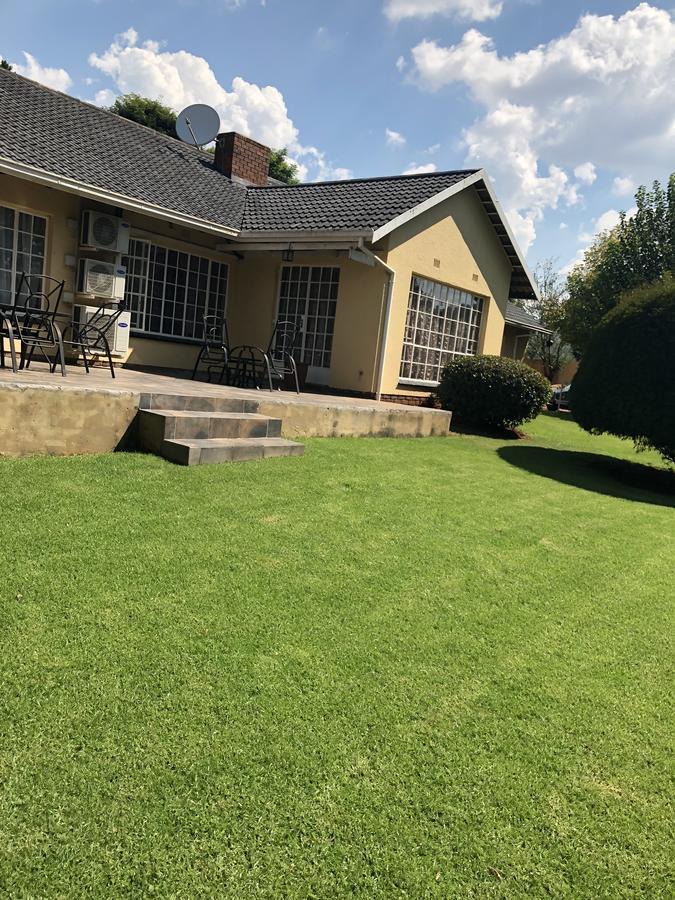 Khuvena Guesthouse Randburg 外观 照片